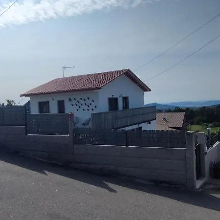 아파트 Acogedor Con Terraza Y Barbacoa