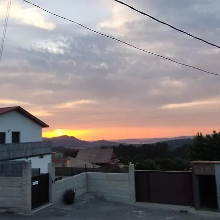 Acogedor Con Terraza Y Barbacoa *
