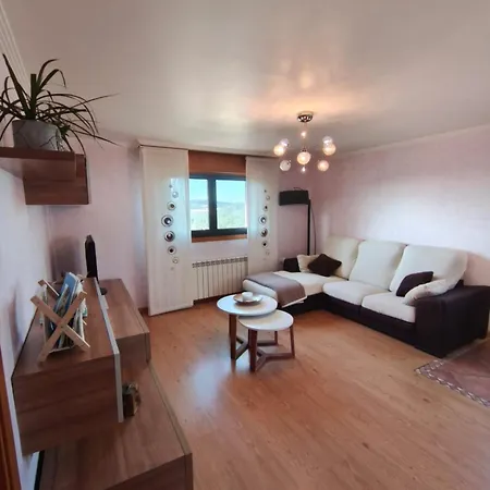 아파트 Acogedor Con Terraza Y Barbacoa Cela (Pontevedra)