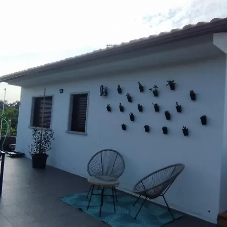 Acogedor Con Terraza Y Barbacoa