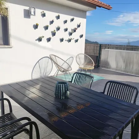 Acogedor Con Terraza Y Barbacoa *